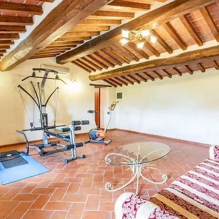 Con Piscina, Relax Sulle Colline Di