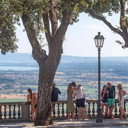 Con Piscina, Relax Sulle Colline Di Villa *