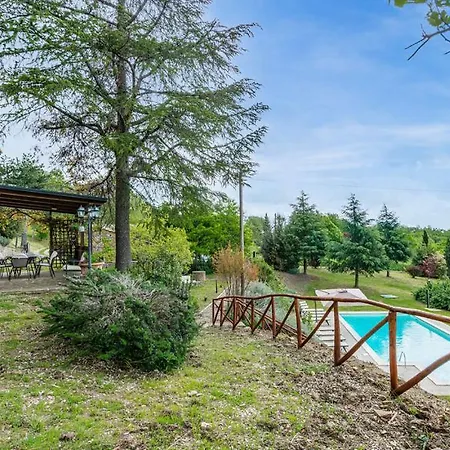 Villa Con Piscina, Relax Sulle Colline Di *